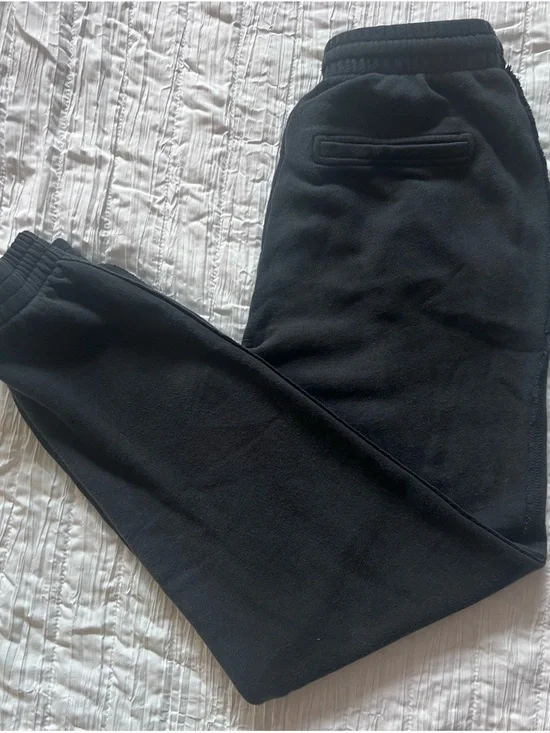aerie Black Cozy Fleece Joggers with Drawstring Waist - Picture 3 of 3